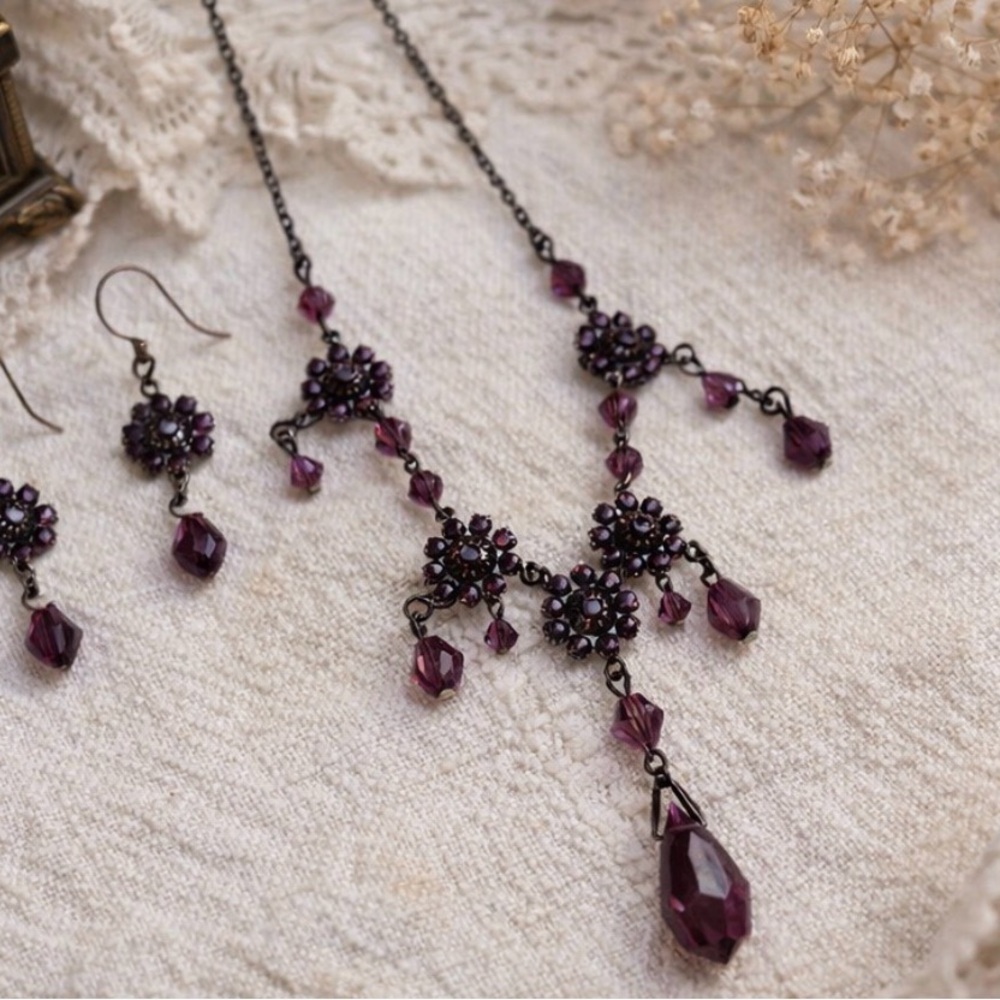 Victorian Style Amethyst Purple Crystal Necklace & Earring Set